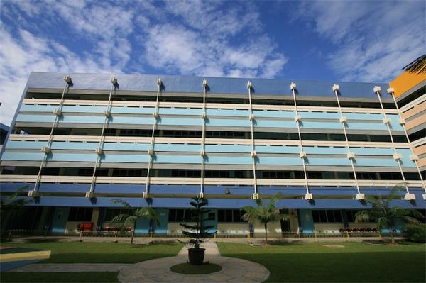 新加坡莎顿国际学院口碑如何？全面解读学院声誉与学生评价